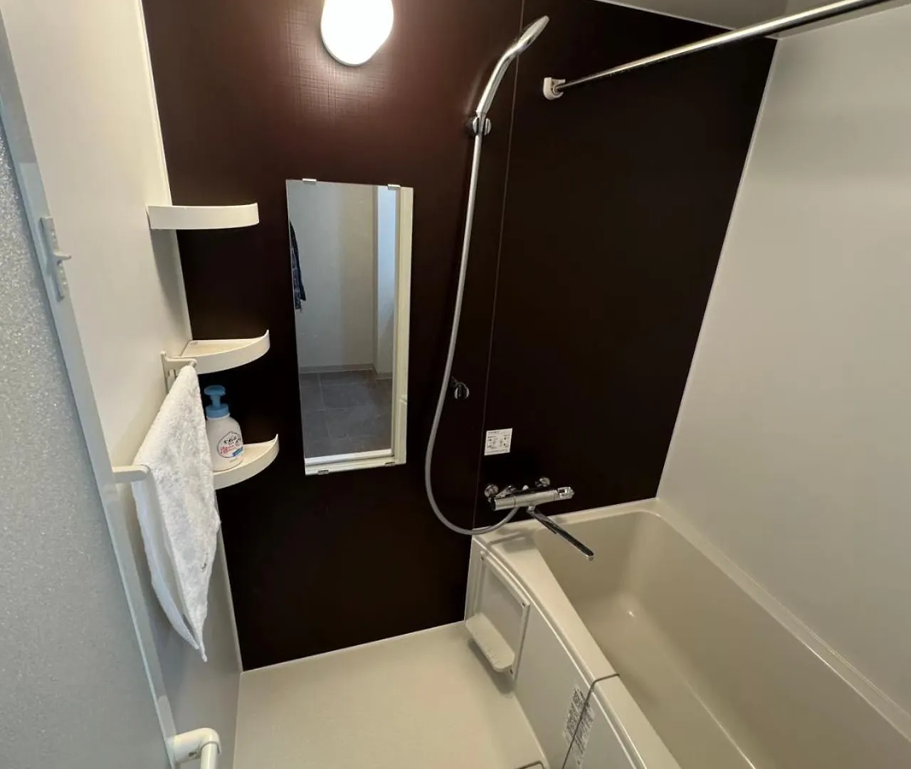 Apartment Calum Asakusa Imado Tokyoカルム浅草今戸ツインルーム新築民泊東京浅草隅田川今戸神社近くスカイツリー見えるコンビニコインランドリー近くある浅草駅まで徒歩圏内アクセス便利成田空港羽田空港銀座渋谷東京駅直通 Japan